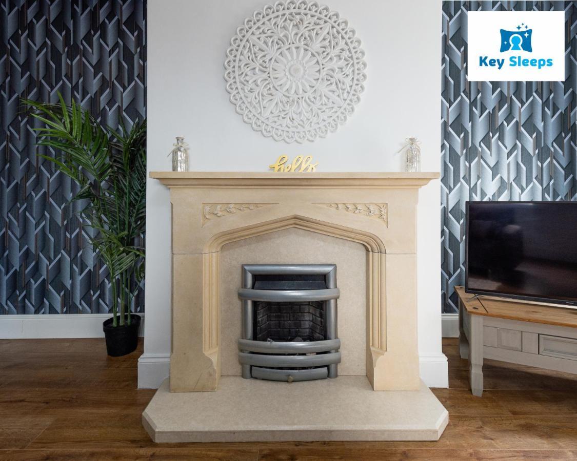 Five Bedroom Spacious Modern House By Keysleeps Short Lets Workington Lake District Beach エクステリア 写真
